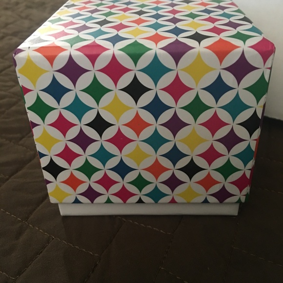 Mixit White Watch with changeable bands - Picture 4 of 4